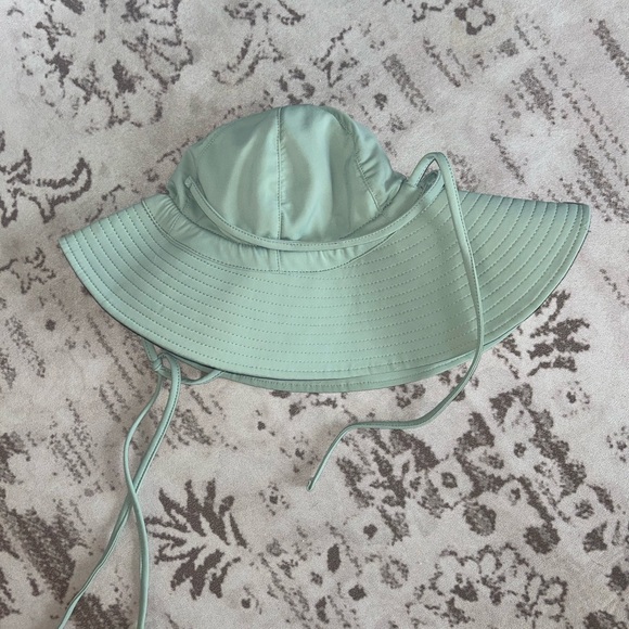 Current Tyed sun hat large - Picture 1 of 1